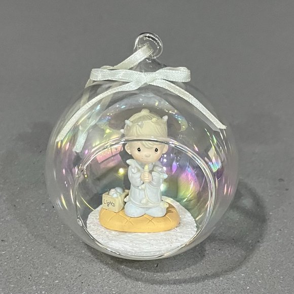 Precious Moments Ornament "May Your Christmas Be Delightful" - Picture 2 of 3